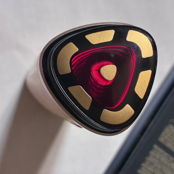 AMIRO R3 Turbo Facial RF Beauty Tool - Picture 7 of 8